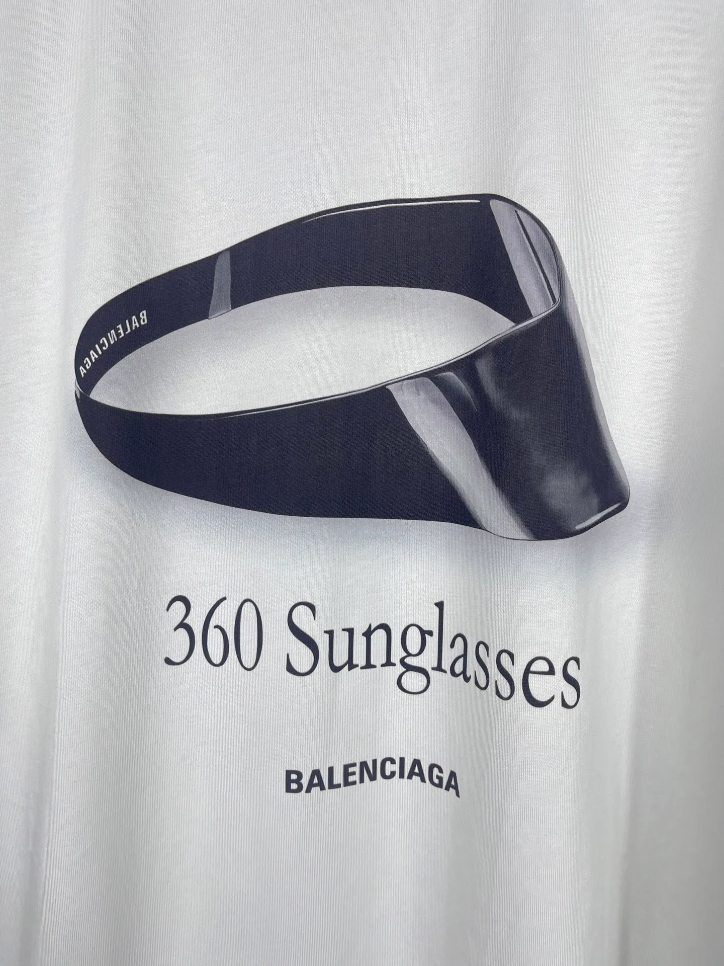 【 . Quality】BALENCI*GA/ .SS 25 New Arrival， T . . Authentic ， ！ 。 ZP 。 260 ， . ， ，。 。 . ， 。 OS . Same Style ：BL 253658 ： Size：XS S M L
